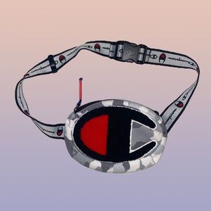 🐑 Champion Fleece Fanny Pack